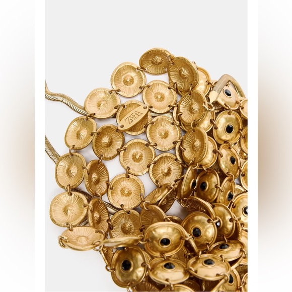 Zara METAL APPLIQUÉ BUCKET BAG - Picture 4 of 9